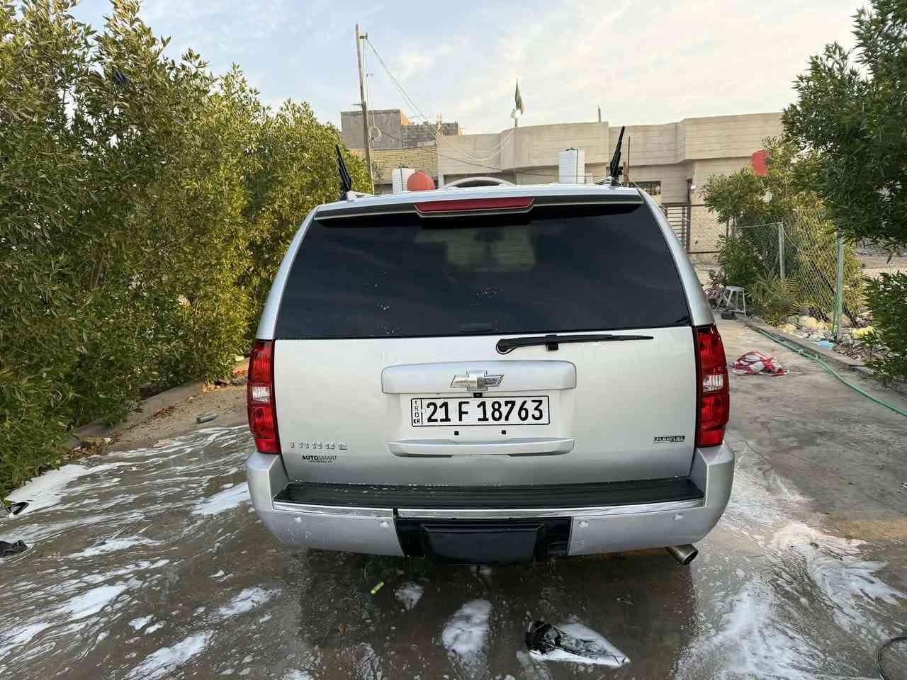 السلام عليكم للبيع تاهو موديل 2011 ادوات سياره جديده رقم سليمانيه جديد تخم تاير حداديه جديد سياره مال جناي دواخل جديده سعرها 75 وبيها مجال مكان البصره سياره فول مواصفات سياره كله نقص ما بيها ***********
