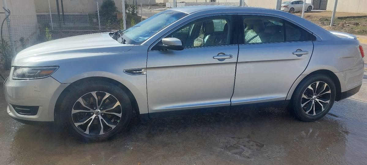 فورد تورس ٢٠١٣ خليجي شركة نيفا بيه قطعه وحده الباب الخلف السائق كير ومكينه بشرط كشنات اماميه كهرباء كود باب السائق رقم سليمانيه الجديد صدر امامي خلفي جديد تبريد ثلج حساسات وكامره خلفيه السعر ١١٥ الاتصال ع الرقم ***********
