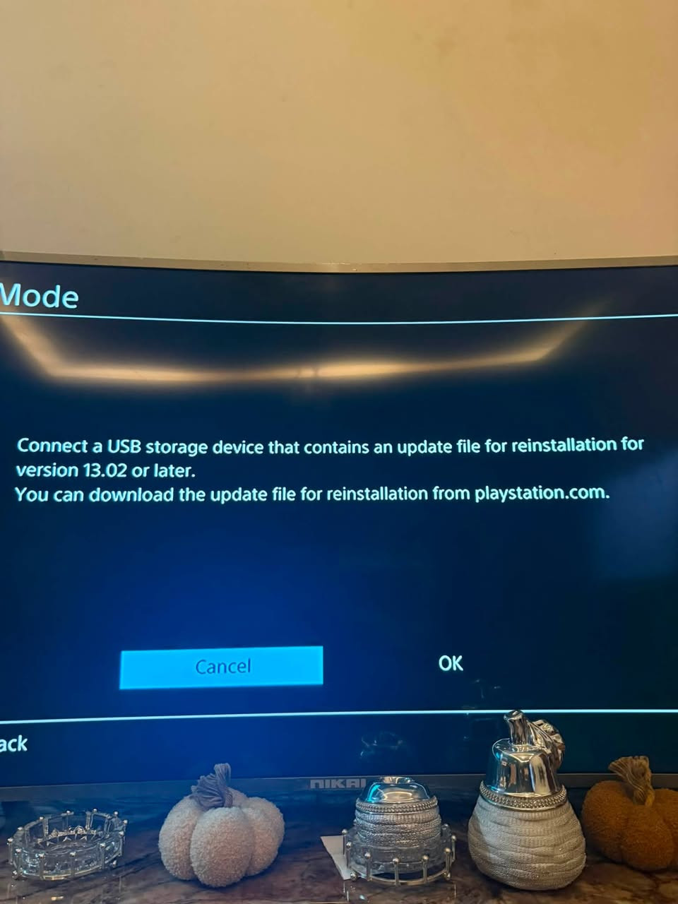 سلام عليكم
Ps4 امريكي 
للبيع مكاني بغداد سعره 250 الف ويا 2 جوستك وقرص وبعد عندي اقراص ادورهن للشراي ناقصه بس تحديث من اشغله يدخل بل save mode


**إذا كنت صاحب هذا الإعلان وتريد حذفه لأي سبب، رجاءا أرسل رسالة إلى الدعم الفني**