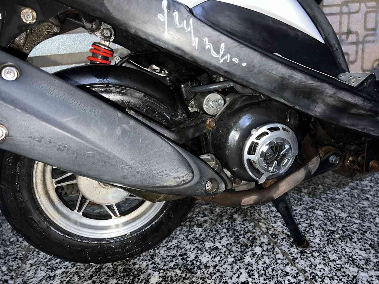 دراجة ماكس عدلة ما مفتوحة مكانها المعقل سعرها 800.                            

 ***********للتواصل
