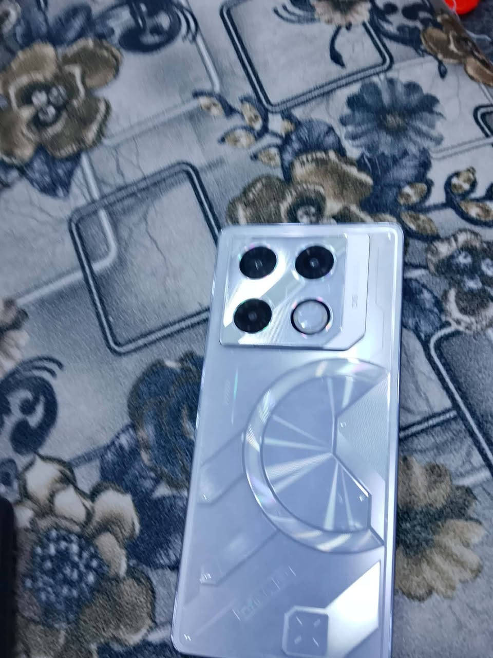 جيتي 20 برو  فول نضافة 
120فريم 
ذاكرة 256 
رام 24
اضاءة خلفية 
غراض كاملة 
سعرة 250قفل قفل قفل
او مراوس بايفون 12 برو ماكس او 13 وانطي فرق


**إذا كنت صاحب هذا الإعلان وتريد حذفه لأي سبب، رجاءا أرسل رسالة إلى الدعم الفني**