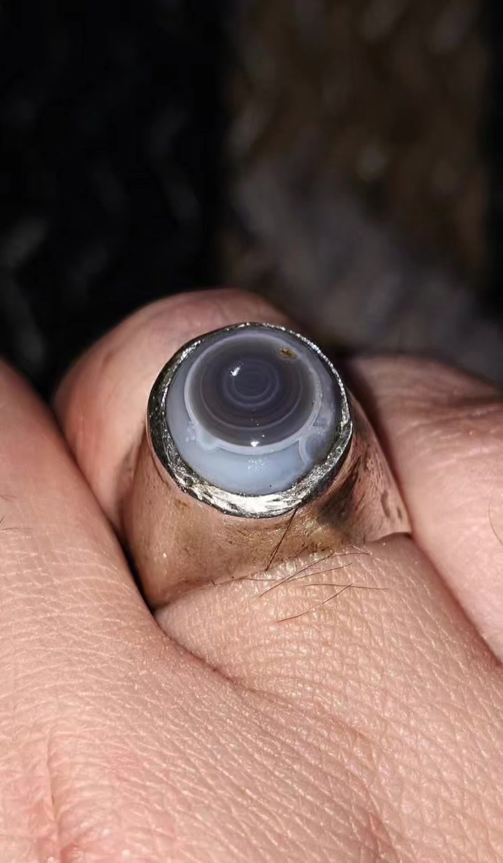 سليماني قديم فوال 
***********
