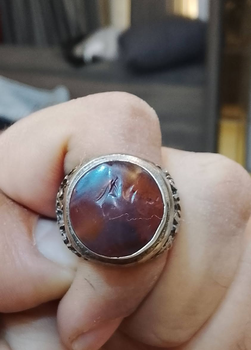 محبس عقيق 
قديم جدا 
السعر 150


**إذا كنت صاحب هذا الإعلان وتريد حذفه لأي سبب، رجاءا أرسل رسالة إلى الدعم الفني**