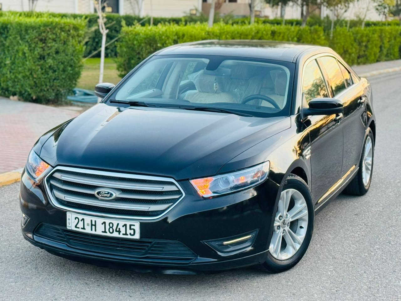 سلام عليكم 
*********** 📞 
سعر ( 123 ) 💵💸
~~~~~~~~~~~~~~~~~~~~~
من رخصة الادمن المحترم 
اخوية اقرا تفاصيل قبل مااتخابر 

فورد تورس موديل ( 2013 ) بدون صبغ ، فول مواصفات اخوان سيارة جديدة ، سونار ناشرة وية صور 
.................................
محرك( 6 ) سلندر 
كير اوتو + عادي 
بصمة 
تشغيل عن بعد 
شاشة جبيرة 
داخل 7 الوان 
حساس خلفي 
كشنات جلد و كهرباء 
جامات صفاح كهربائي شغال
اشاير ترحيب 
ليد بدعامية 
تحكمات استيرن 
تبريد قطعتين شغال 
تدفئة شغال 
اربع جامات كهربائي شغال 
سنتر لوك شغال 
كهربائياتة كلة شغال 
مثبت سرعة شغال 
كود ع باب 
باتري جديد 
لايتات زينون اصلي 
صدر امامي خلفي جديد
رقم و سنوية جديد لل 2029 
رقم سليمانية جديد الدولي 
شرط تحويل او وكالة 
سيارة بل حقيقة احلى من صور 
--------------------------------
مكان سيارة ديالى خانقين 🏠
