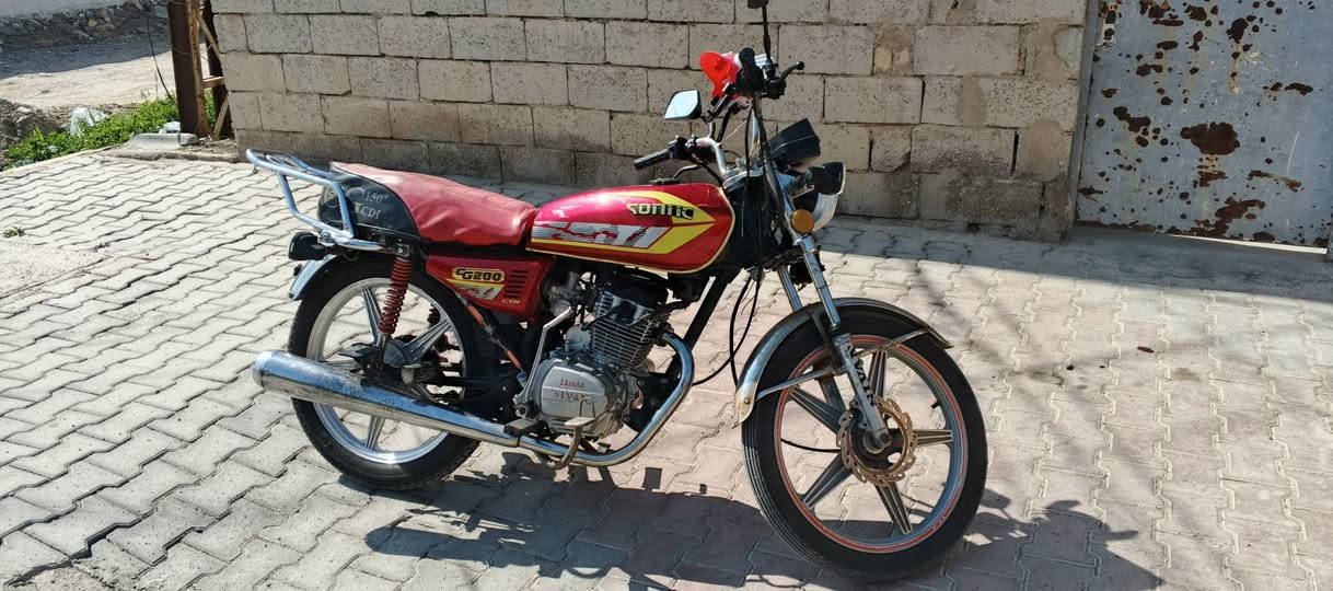 سيفان 2019بدون اوراق اكفلك سرقة ومكاتبة كاملة على الاخير لايت بك لايت رون بانزين سرعه شغالة تانكي صفاحيات تايرات جدد  مكينة مفتوحة سعر 350بي مجال حك جية 
استفسار ***********واتساب مكاني بعقوبة الكاطون رحمة
