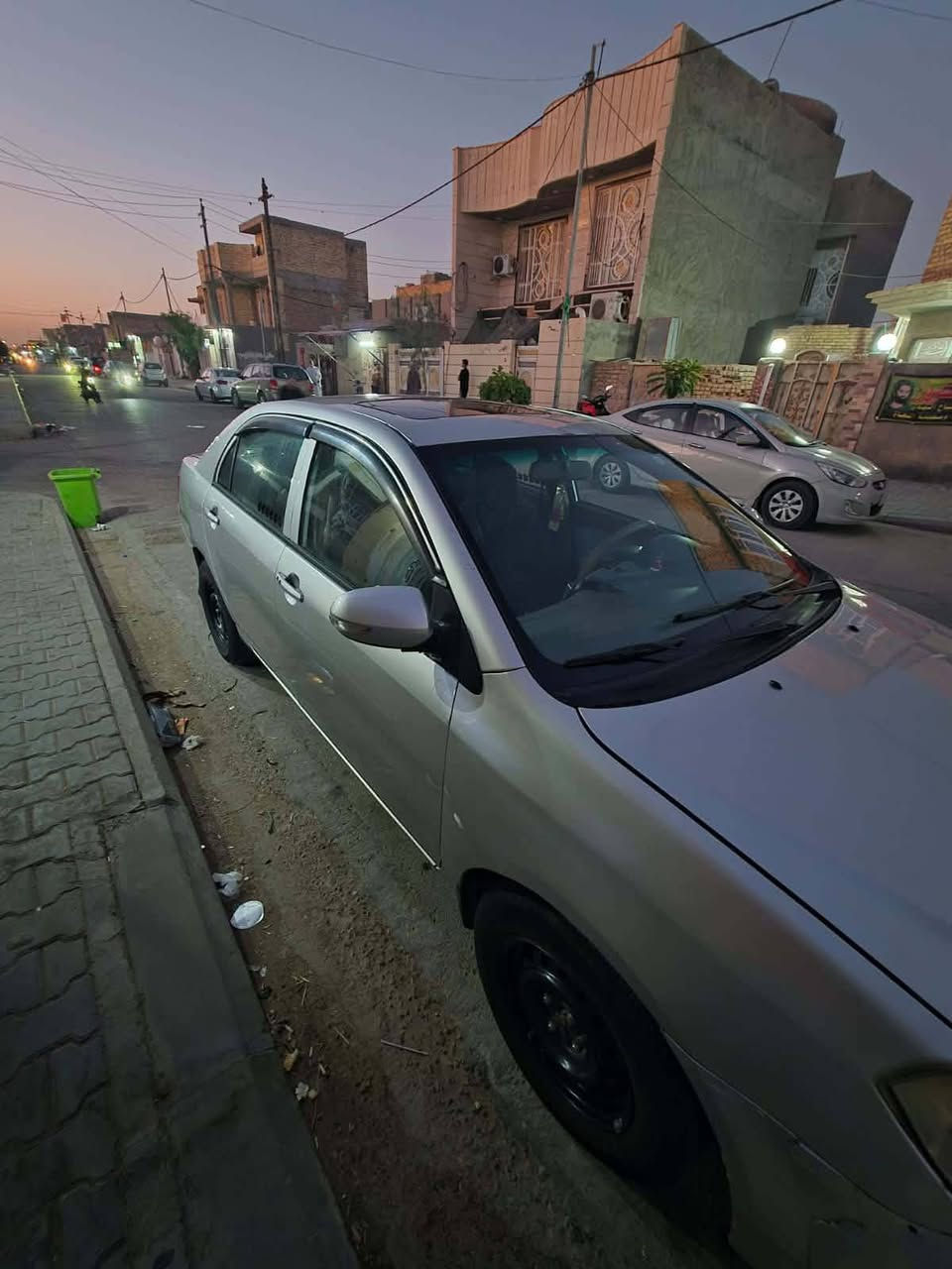 Byd G3 2013
بـ اسمي رقم واسط إنكليزي 

مصبوغه  عام  جماليه ومحوره كورلا كير ومكينه 1600تبريد ثلج صدر امامي تعبان شويه  سنويه 30تنتهي  شرط تحويل 43وبيها مجال قليل المكان كوت ***********
