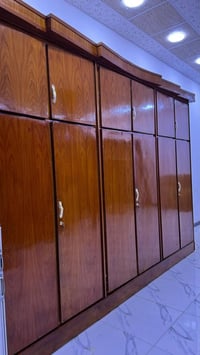 يوجد كناتير ٦ محلق مستخدم نضافه فول الاسعار خاص للاستفسار ٠٧٨٢٢٨٣٧٢٢٣