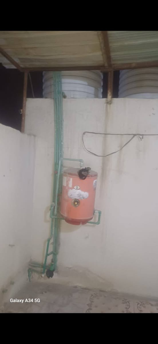 بيت لجار حيانيه الشار لقاد تجاوز ***********
