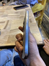 15برو ماكس تك 256 بطارية87 مبدل شاشة فقط السعر 650 07511120769