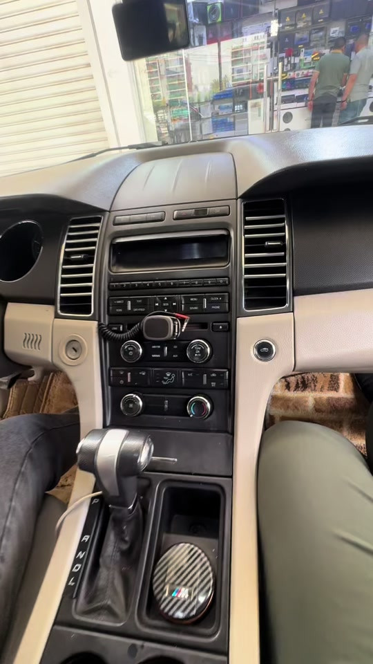 فورد تورس2011 بعد تركيب شاشة كاربلي 🔥😳 #فورد #تورس #الشعب_الصيني_ماله_حل😂😂 #carplay #شاشات_سيارات 


**إذا كنت صاحب هذا الإعلان وتريد حذفه لأي سبب، رجاءا أرسل رسالة إلى الدعم الفني**
