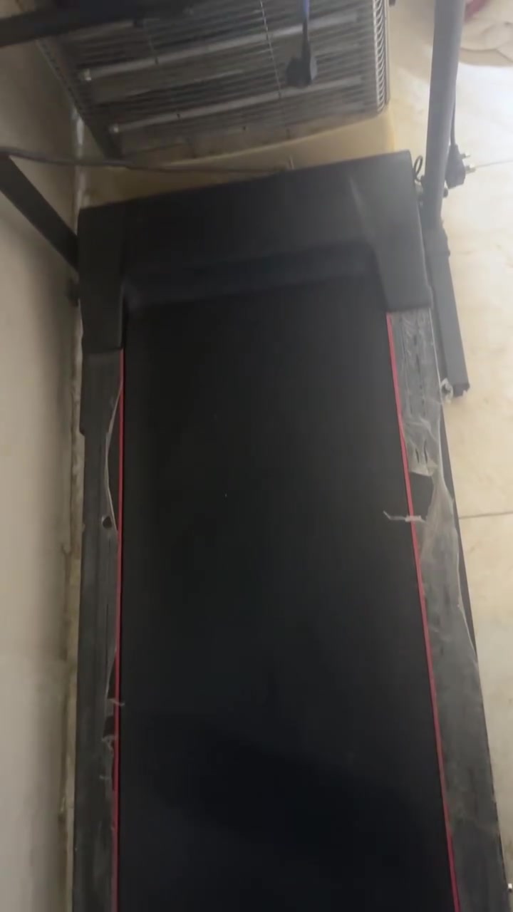 جهاز جري يتحمل وزن ١٢٠
نظيف مستخدم فتره قليله 
السعر ٣٠٠الف 
العنوان بغداد المنصور


**إذا كنت صاحب هذا الإعلان وتريد حذفه لأي سبب، رجاءا أرسل رسالة إلى الدعم الفني**
