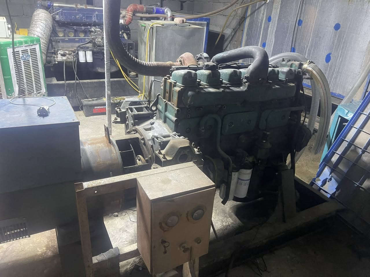 مولد للبيع فالفو 120استندر بيها تبخير وتنقيص 
راس  توليد 180 كيفي 
السعر تعال خاص


**إذا كنت صاحب هذا الإعلان وتريد حذفه لأي سبب، رجاءا أرسل رسالة إلى الدعم الفني**