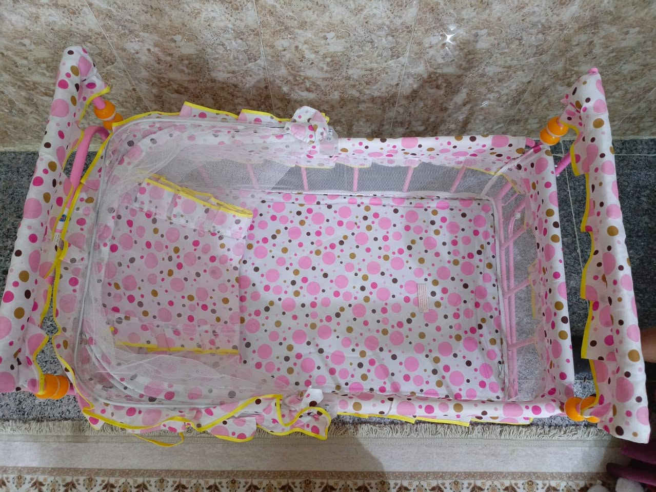 كاروك جديد ماخذي ب ب 50يردو ب 40جديد مامستخدم


**إذا كنت صاحب هذا الإعلان وتريد حذفه لأي سبب، رجاءا أرسل رسالة إلى الدعم الفني**