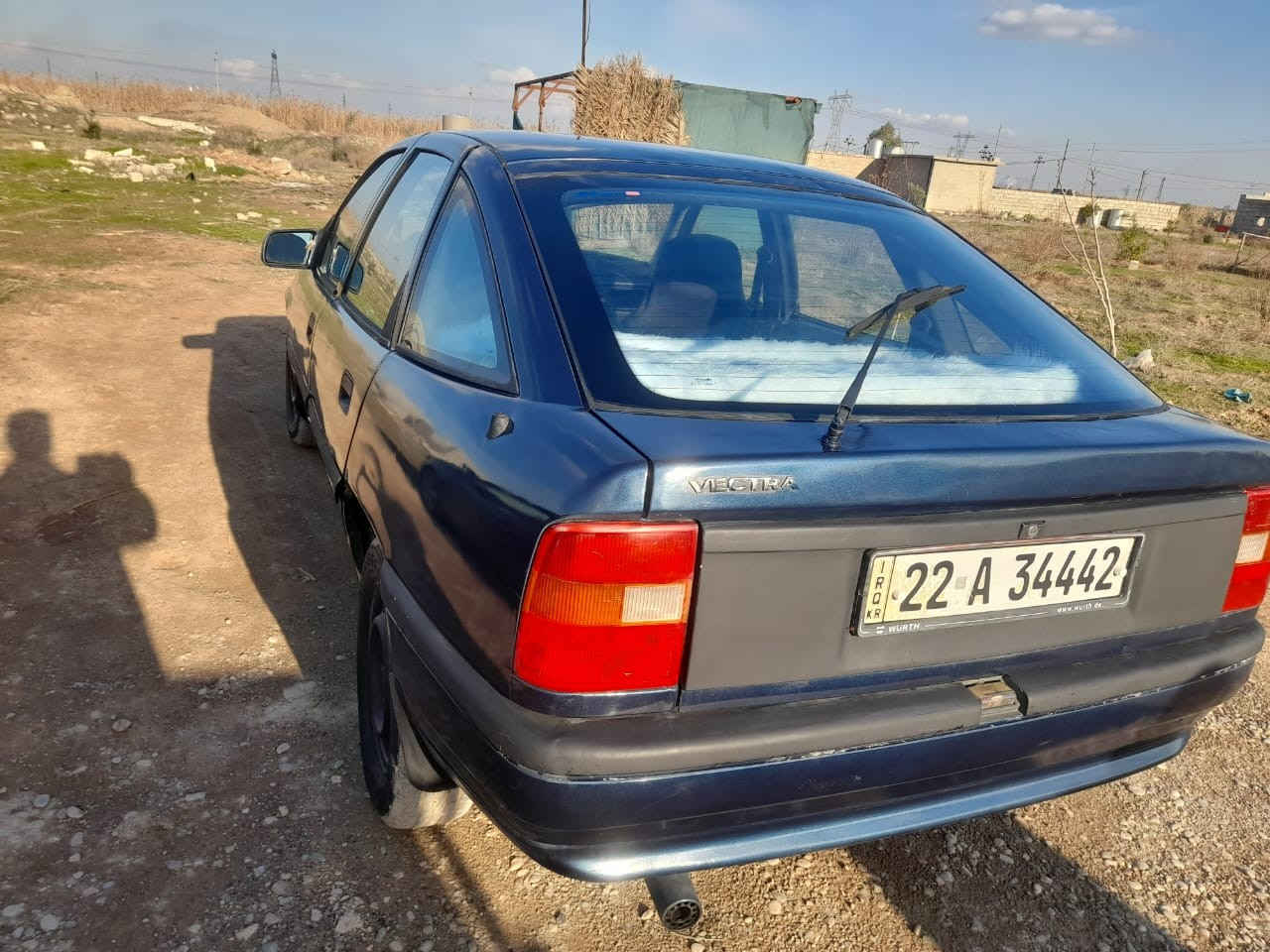 السلام عليكم
سياره اوبل فكتره حجم 18 المرغوب كير محرك شرط كهربأيات شرط كشر كدام العين مصبوغه عام جماليه بيها بطافه بانزين السياره عارضها ب 40 وبيها مجال العنوان كركوك 

رقم الهاتف ***********
