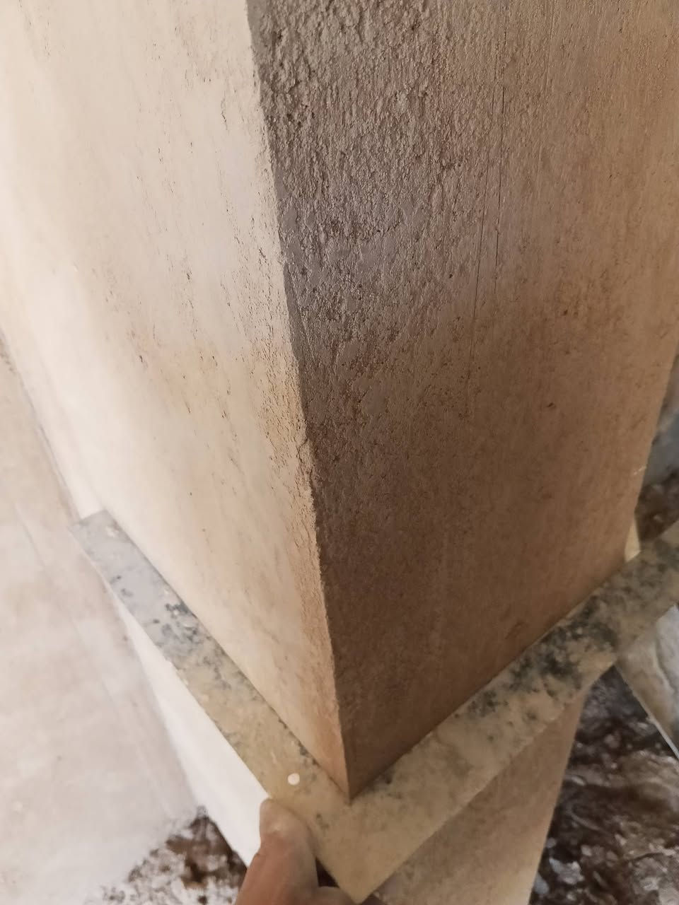 سلام عليكم خلفه تشميع وجص وبورك شغل كله عليزر حتى السقف ليزر ستلام مهندس بشرط مكاني بغداد العامريه للاستفسار على الرقم ***********
