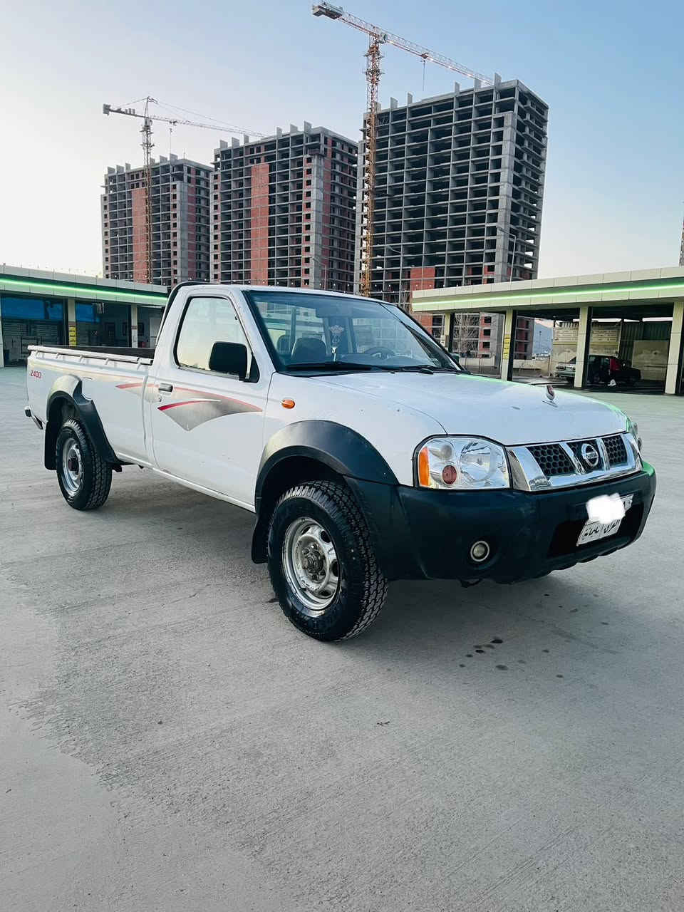 نيسان تاك ٢٠٠٧ بو فروشتن  ٢ پارجەی بۆیاخە    گیرو مەکینەو دەبل ئەکسل  تەقەو رەقە بەشەرت ٤ تایەی تازەی لەژیتە مالی کاسپیە ***********
