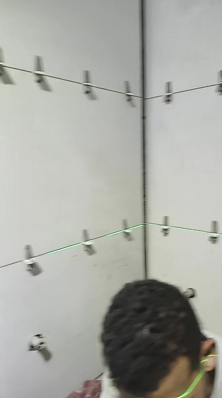 السلام عليكم ورحمة الله وبركاته اخوي انا  مصري خلفه سيراميك وبرسلين ومرمر وبايات ومقرنص وكاشي ومعي لبخ سقك وخش ووجهيات  ومعي كادر تفليش وكادر عزل وكادر بنايين والحمد الله خبرتي في المجال ٢٥ سنه واسعار في متناول خابرني وتدلل الجميع{***********} شغل بشرط درجه اولى العمل بغداد فقط
