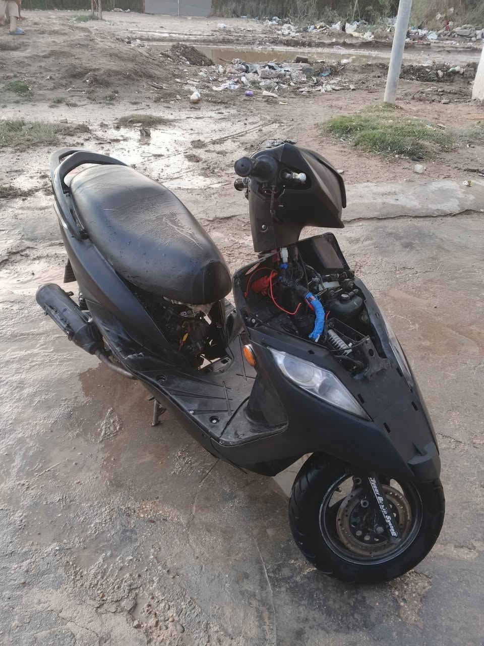 دراجه ثعلب  GTR
بيع او مراوس 

سوادات ختم ويا مكينه السعر 300 وبيها مجال 

ملاحظه غراضها كلهنه موحودات 

***********
