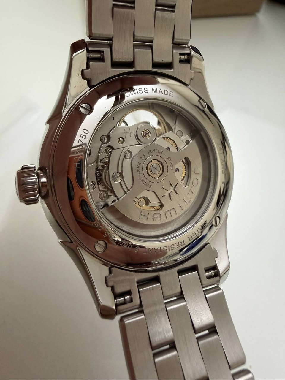 ساعه سويسريه اصليه 100% نوع هاملتون jazzmaster open heart موديل 2025 اوتوماتيك دبل كشف مينا مميز لون خمري قطر 40 كفاله الوكيل تايم سنتر فعاله حالتها شبه جديده مفكوك عنها الجلاتين فقط مطلوب 485 دينار اردني للتواصل على الخاص او على الرقم 0785261118


**إذا كنت صاحب هذا الإعلان وتريد حذفه لأي سبب، رجاءا أرسل رسالة إلى الدعم الفني**