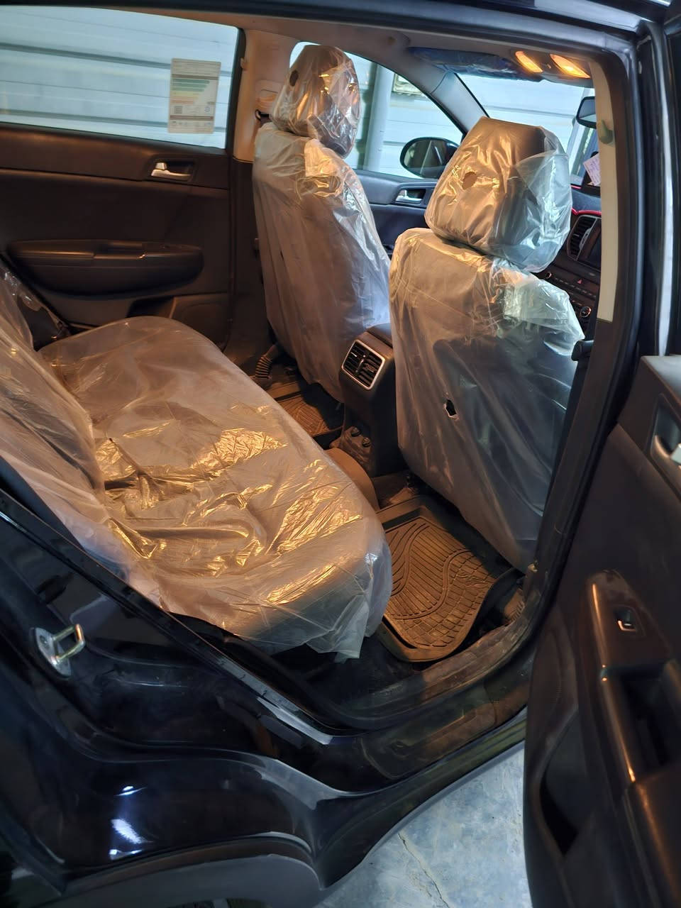 سبورتاج 2017 اصل  رقم انبار  مواصفات EX نص فول بصمة بصمة ابواب شاشة ابل كاربلي داخل جلد ملكي اسود مثبت سرعة مكينة GDI معلاية بدون دوانز كير ومكينة خير من الله صدرها خير من الله تبريد ثلاجة تدفأ ماشية 84 الف ميل فقط حادث امريكآ باب خلف السائق وربع جاملغ خلفي *********** مكانها الانبار عامرية الفلوجة سعرها 145$ وبيها مجال
