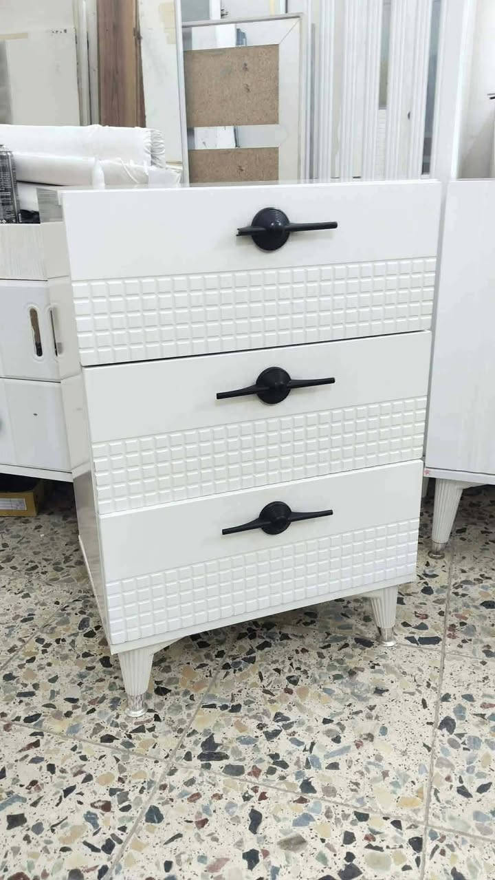 💎💗 غرفة تركي مستخدم
8قطع 
💯 نظافة 90
🚪 نظام ابواب مرتب
💸 السعر650
🪛 شد مجاني
🚚 نقل مجاني
💎 للحجز اخذ سكرين وتفضل واتس اب *********** تتوفر انواع الغرف
