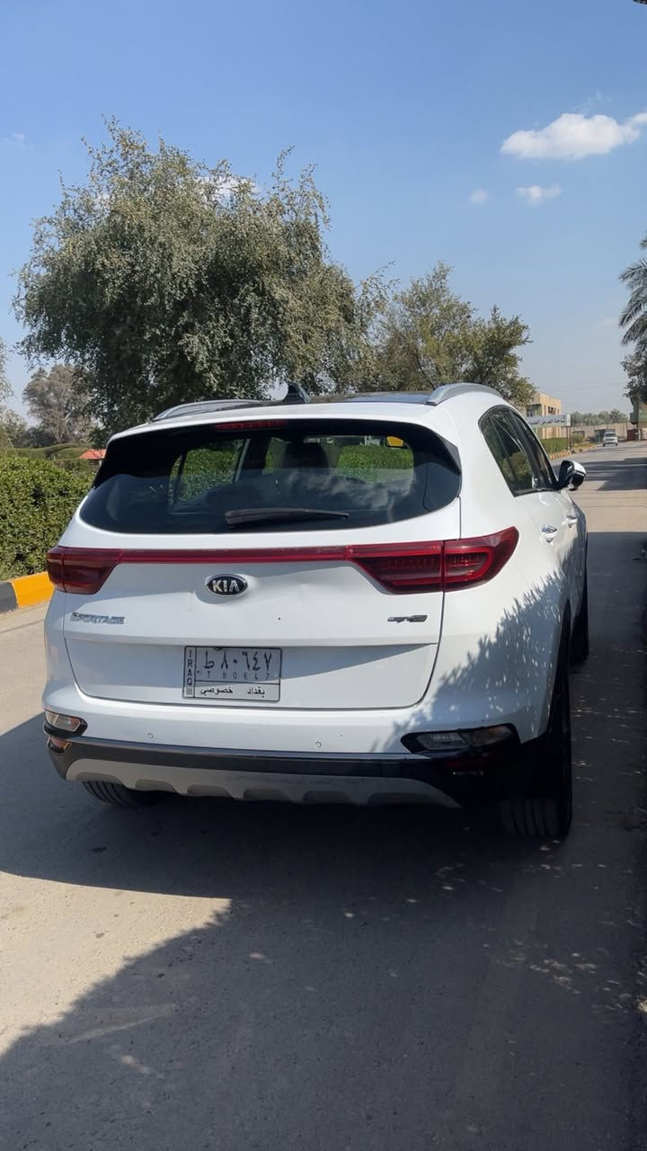 سلام عليكم
كيا سبورتج 2019 شكل عشرين فول مواصفات 1/1 مواصفات جيتي لاين 

بيها اصبع بارد بل جاملغ ورصعة  بل صندوك ماشية فقط 92 حقيقي باسمي رقم بغداد تحويل مباشر

مواصفات 

بصمه ابواب +تشغيل 

بنورامه 

صندوق كهرباء 

كراسي عدد 2 كهرباء 

كراسي جلد و مخمل +مدوشمه

شاشه اصلي 

اريل نكفيشن

حساس امامي خلفي 

سايد بريك بصمه 

ومانع منحدرات 

مود درايف 

شاشه اعطال 

تبريد منفصل 

تبريد قطعتين 

وبعد مواصفات اهواي 

مكانها بغداد 

السعر 200وبيها مجال ان شاءالله 

الاستفسار 

***********

