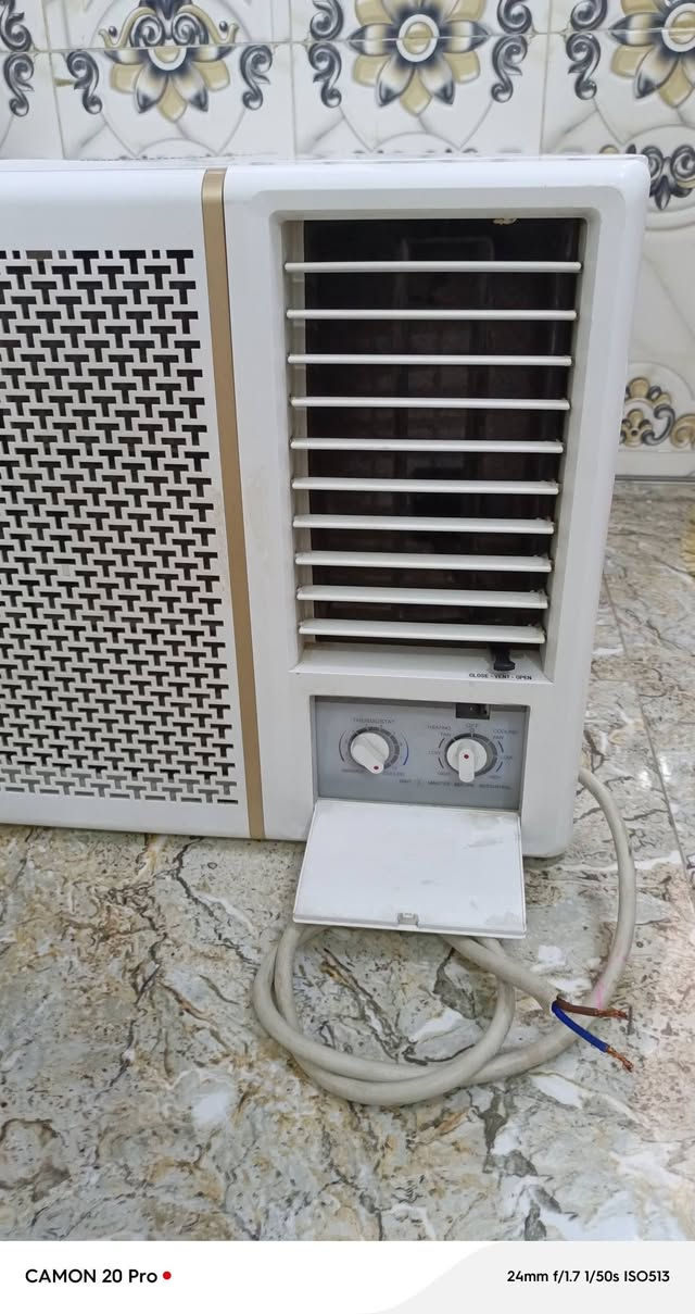 سلام عليكم مكيف طنين للبيع نوعيه توسوت الحديث غازه 410 شغال شرط الشغل عل فحص تدفئه + تبريد مكيف نضيف جدا نضافه 100/100 ماداخل تصليح بلادي علا وضع الشركه السعر 325 شراي اتصل *********** مكاني بغداد مدينه الصدر
