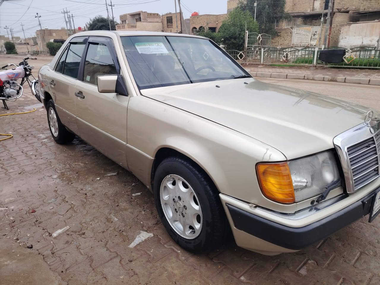 سلام عليكم مارسدس دب موديل ١٩٩٢ مكينه كير بلاد مكفوله من مضربه قواعد دبل بلاد رقم بغداد سياره بسمي  @*********** مكلف بل نشر لحد يراسلني
