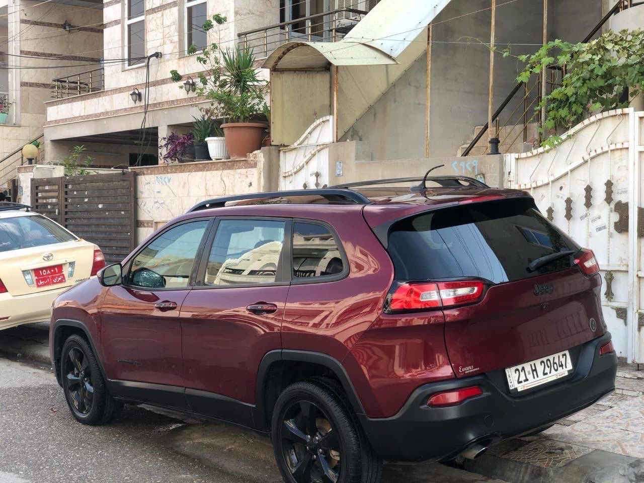 jeep grand cherooke 2018
4 سلاندر 
١٢٠ميل ماشييه 
بييه شويه تعديل 
بدون دواخل بدون ايرباگ 

+964 751 494 3072
الستفسار

