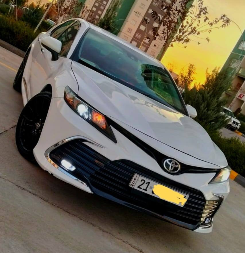 بسم الله  تويوتا كامري ٢٠٢٣
ورد امريكي 
مواصفات eL  ماشيه 49 ميل حقيقي  كير محرك صدر تبريد تدفئه كهربائيات  مكفول بدون هايبرد   
٤سلندر حجم ٢.٥لتر تنفس طبيعي قبغ محرك مفتوح 

السيارة بيه اربع قطع  شبر بيه صبخ   
السيارة كلش حلوة
رقم الشاصي مع الصور موجود بل منشور 
السيارة رقم سليماني بسمي سنوي رقم جديد لحد 2030

 سعر(163ورقه ) سعر كلش جوو سوق

مكان السيارة سليماني 
***********  رجا اذا موشراي لاتكسر حلال ناس مع احترماتي
