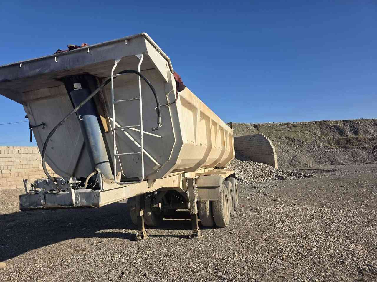 نساف للبيع تركي كركوك
دناكير ١٦
جك جديد 
مكفول من كلشي تركي كلش نظيف
***********
***********
