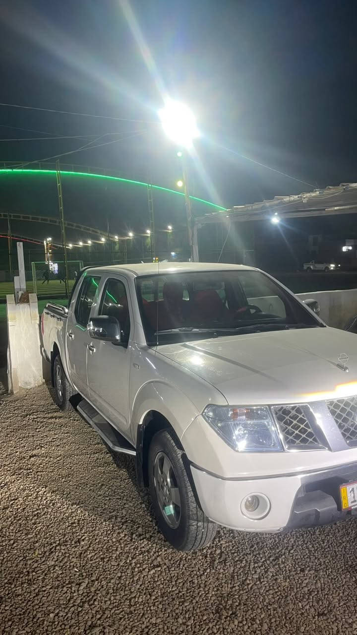 السلام عليكم 
نيفاره للبيع موديل 2008 
بيها راس الجاملغ فقط حك اصبعين 
السعر : 90$ وبيها مجال 
العنوان : الرمادي 📍
للأستفسار : ***********
