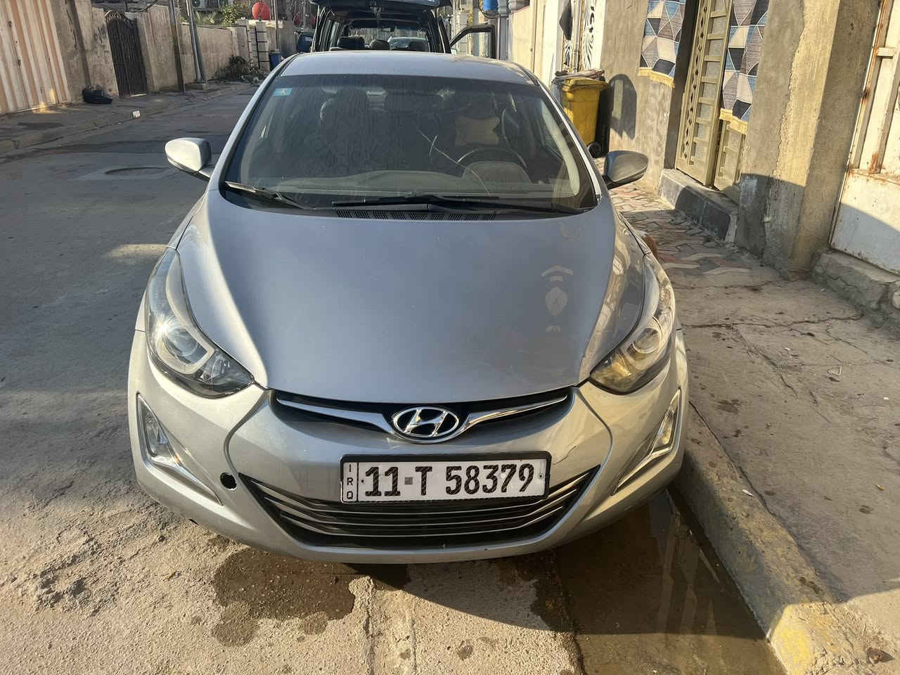 السلام عليكم النتراء موديل 16 وارد أمريكي محرك 1800 دوش المرغوب فول مواصفات عده الفتحه تحكمات استريرن اشاير بل المري حساسات اماميه كأمره خلفيه الارضيه جلد 
حادثه مثل ما موضح في السونار وباقي التفاصيل نشرت مقطع والسونار مال مندلاوي 
السعر 110 وبيه مجال للشراي 
فقط اتصال *********** عنوان بغداد مدينه الصدر الحبيبيه
