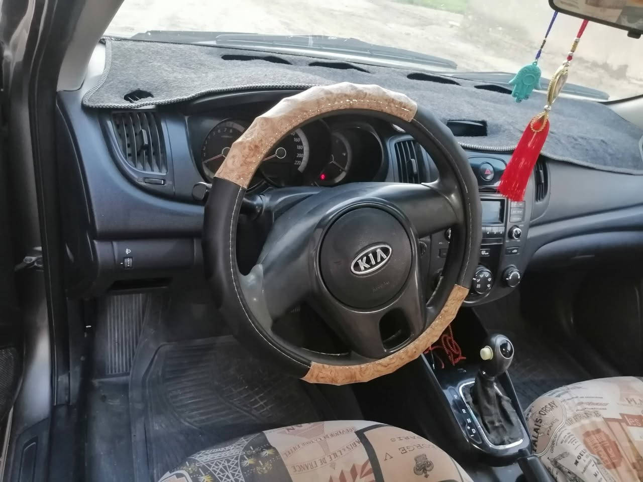 السلام عليكم
سيراتو خليجي ٢٠١٣
گير محرك كفاله
باب الصدر مصبوغ أثر جراد فقط
المكان السماوه
السعر ٩٨ وبيها مجال
***********
سنويه ساقطه صار شهرين
بأسمي
