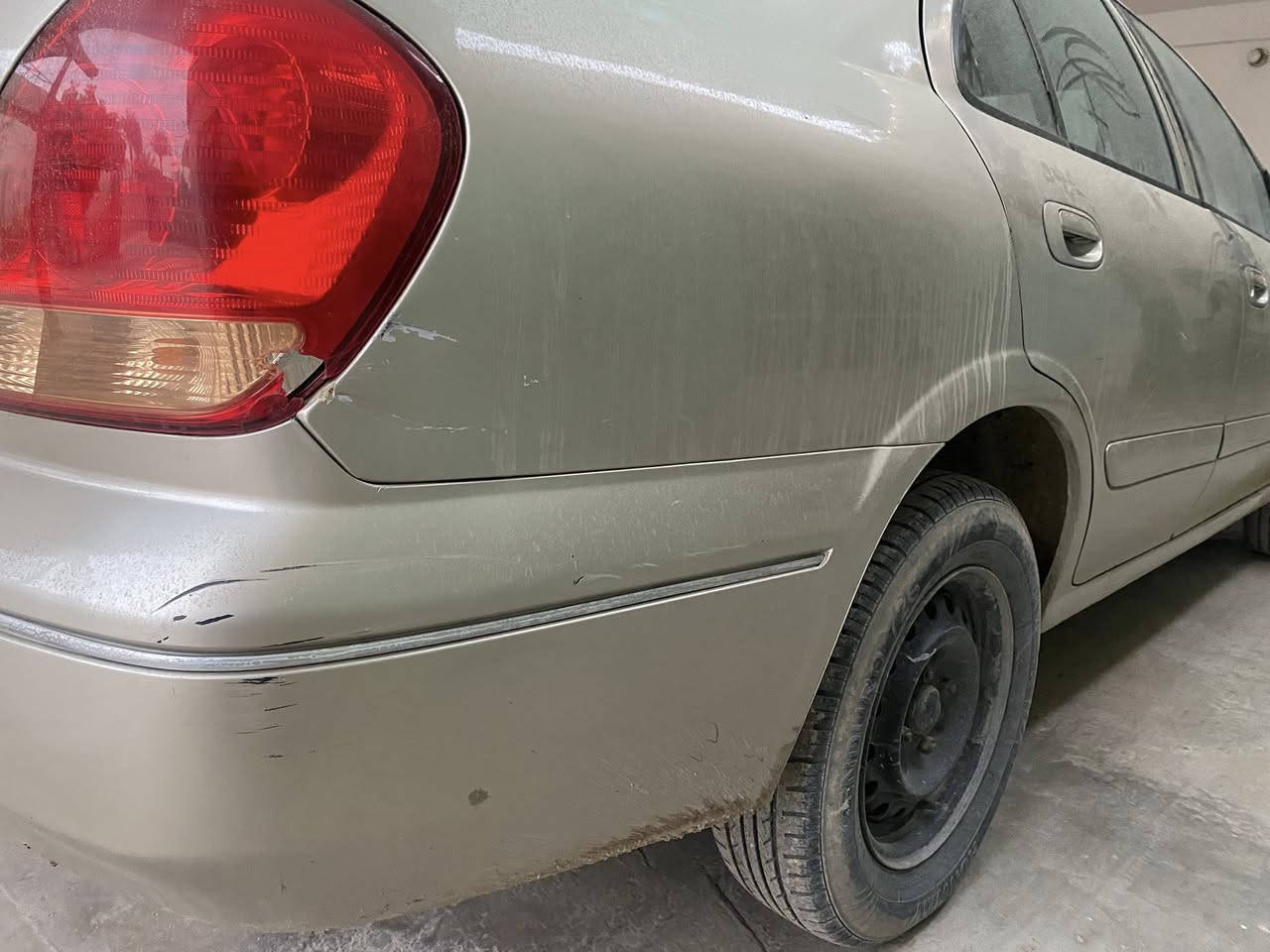 سني ٢٠٠٤ لون ذهبي صبغ عام بدون دواخل محرك شرط كيرها اوتماتيك بي عته من الاول ع ثاني والباقي طبيعي رقم كركوك مميز دولي سنويه حتى ٢٠٣٠ السعر ٧٤ والمكان صلاح الدين بيجي للاستفسار ***********
