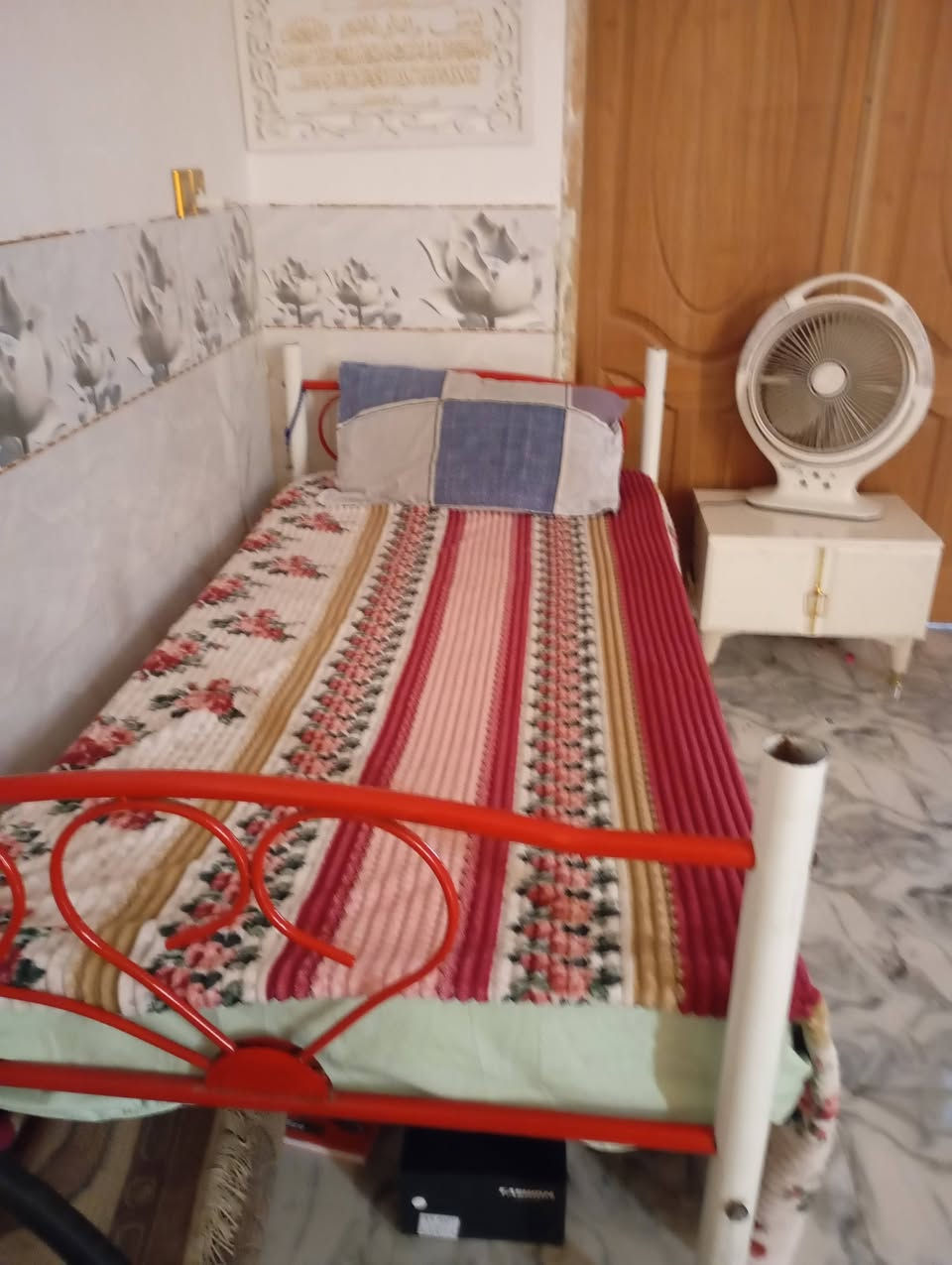 سرير نفر ب 25 والميز نظيف كلش سعره 25 ومراخه سعرها 20 مكاني حله حي الجزائر


**إذا كنت صاحب هذا الإعلان وتريد حذفه لأي سبب، رجاءا أرسل رسالة إلى الدعم الفني**