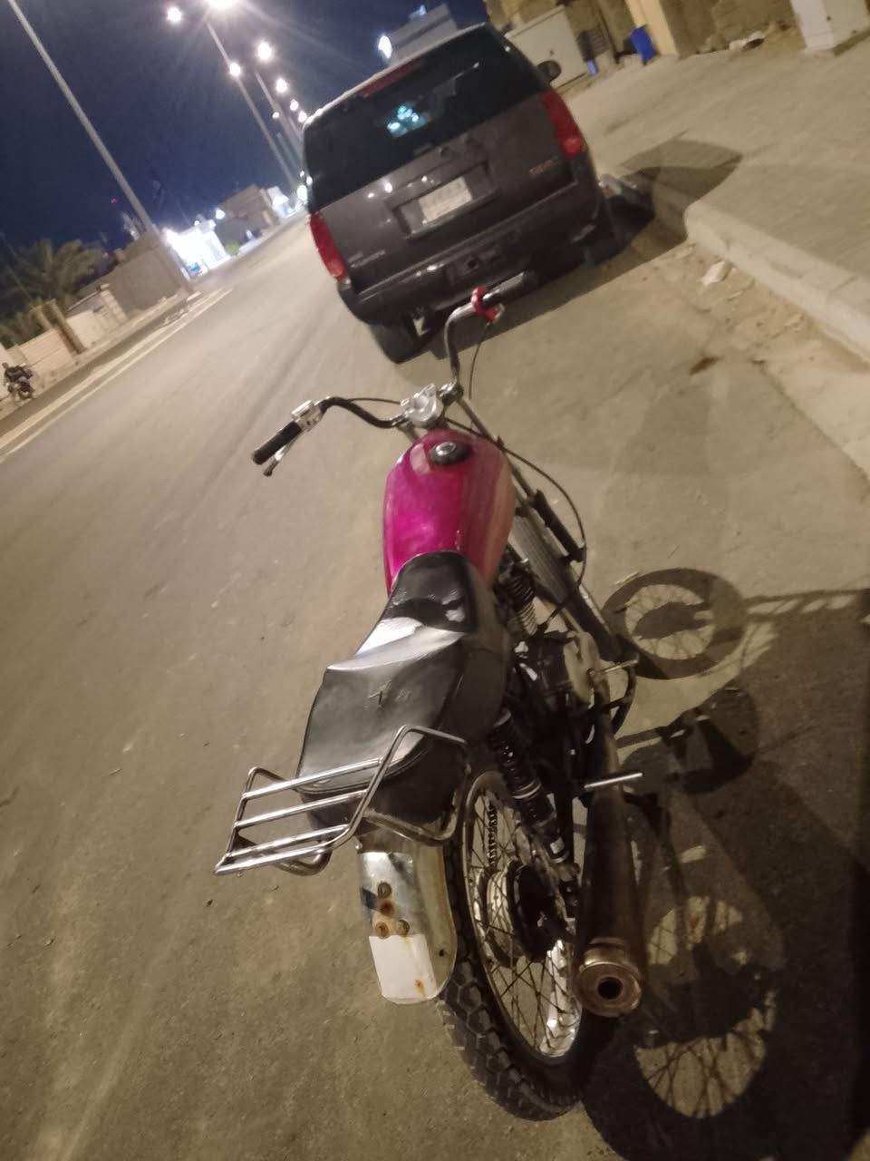 للبيع دراجه إيراني ربيدو مفتوحه مره واحده دراجه شوف عيني كلك اكفلك فقط عشاير وسرقه سعرها ٢٥٠ بيها مجال بسيط للاستفسار 
***********
