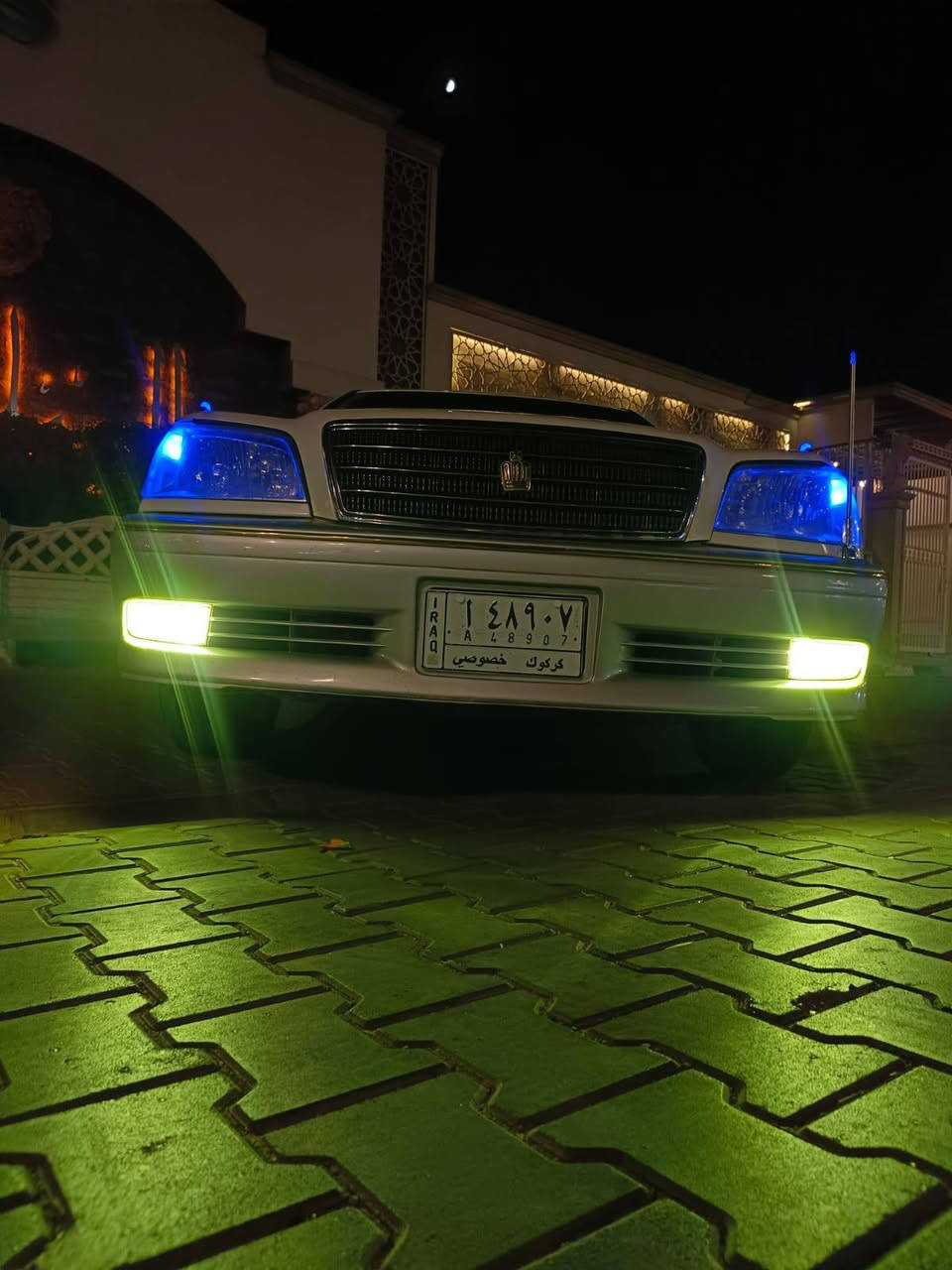 سلام عليكم ملكه تيوتا كراون 2002 لون ابيض لؤلؤي 2 دكم برده  مكينه قيقيتي٢٥٠٠ رقم كركوك الماني سياره مفحوصه قرار 48    مكفوله من الكص ونقل الجثه حداديه ومكينه وكير كارتون تحويرت نجف فوك وجوه سياره مكانه نجف السعر 85 وبيه مجال قليل حك الجيه لاستفسار ***********
***********
