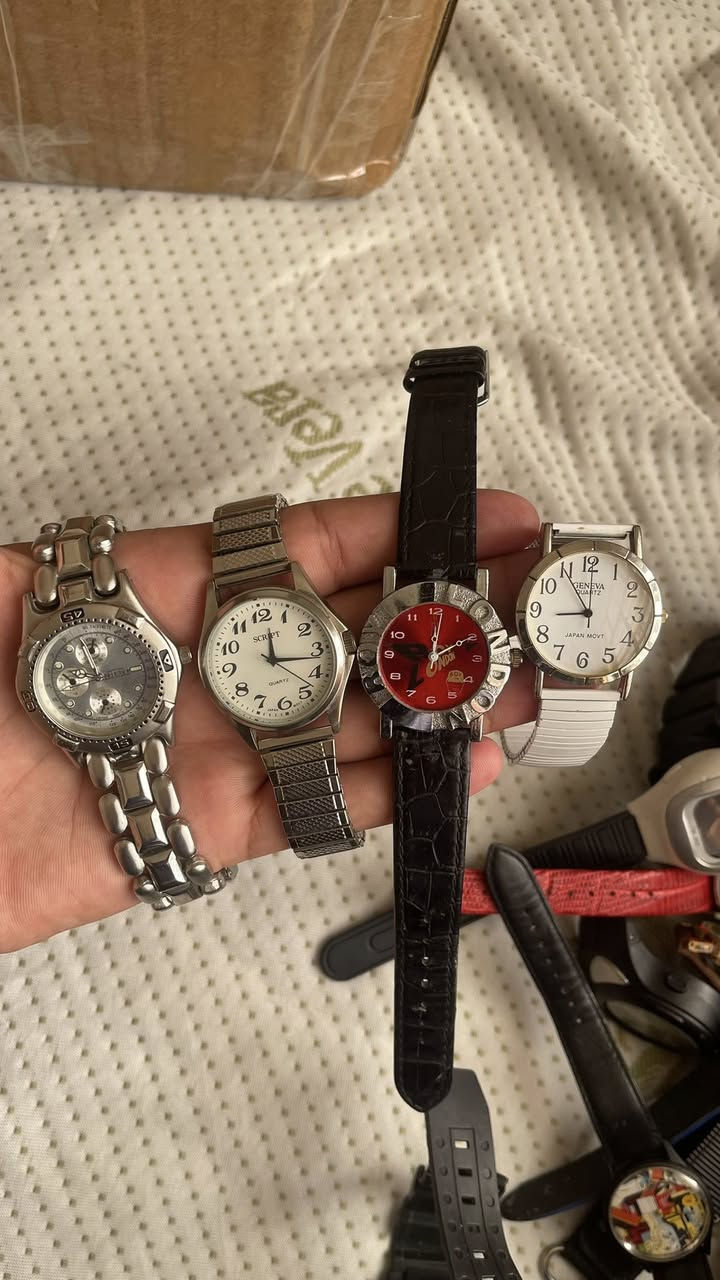 ساعات باله للبيع سعر القطعه 10 توصيل كافه المحافظات موجود


**إذا كنت صاحب هذا الإعلان وتريد حذفه لأي سبب، رجاءا أرسل رسالة إلى الدعم الفني**