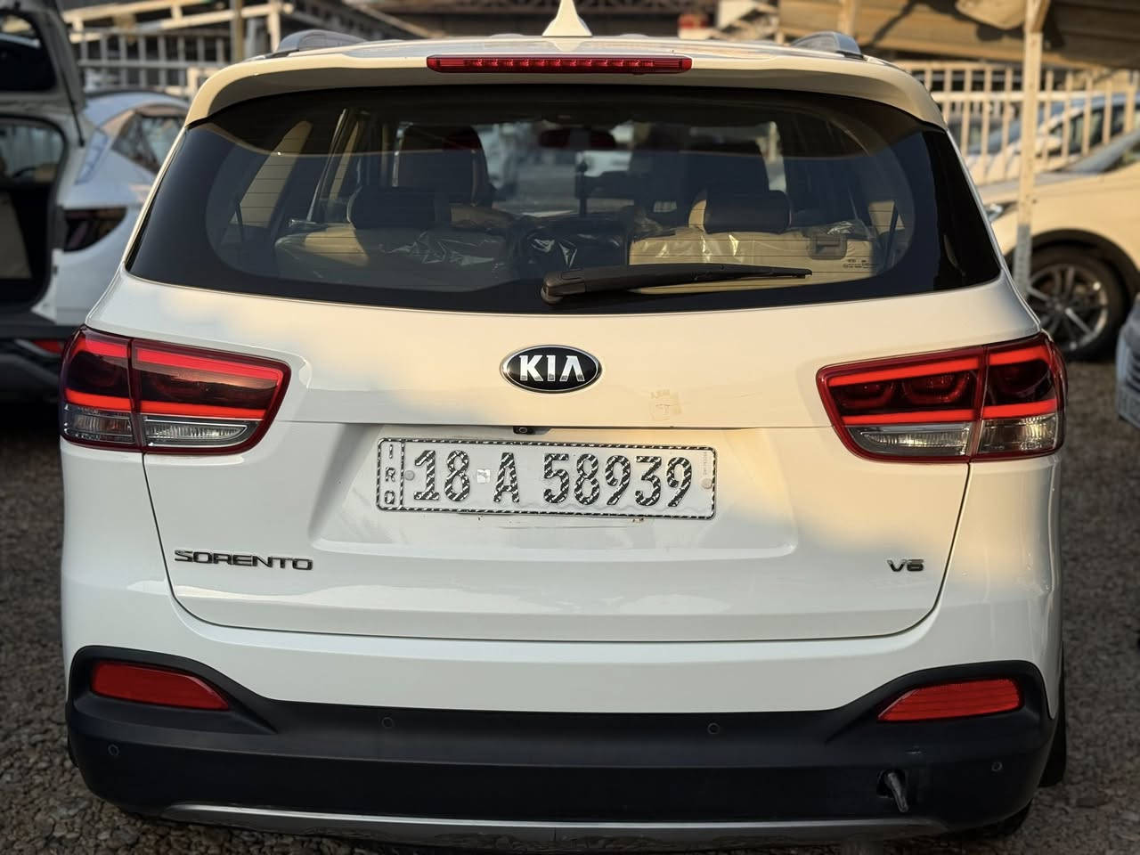 للبيع سورنتو 2018 خليجي لوك السياره جديده استعمال جدا نظيف محرك ٦ سلندر بلاد بصمه جلد كشنات كهرباء دوش لايت ويل كروم السياره كفاله عامه من صبغ تبديل فقط ملاحظتين بسيطات بالسونار رصعه بالباب ورصعه بالجنطه وساحبيهن رقم بابل انكليزي السياره السونار مرفق بالمنشور السعر ٢٣٥ ومجاله كلش بسيط اتصال *********** مكانه بابل معرض الوطن لتجارة السيارات الحديثة طريق حله - نجف
