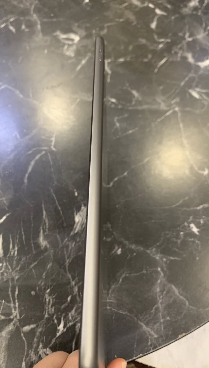 سلام عليكم
ايباد 9 
الجهاز نضيف كلش استخدام شخصي 
ذاكرة ٦٤ 
ما مبدل بي اي شي فقط الفطر الي موضح ￼في الصوره 
السعر 190 الف وبي مجال بسيط للطيبين 
تواصل خاص


**إذا كنت صاحب هذا الإعلان وتريد حذفه لأي سبب، رجاءا أرسل رسالة إلى الدعم الفني**