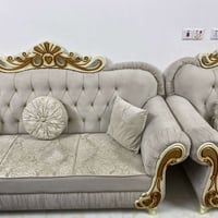 تخم للبيع 12مقعد 750. سعره 07768754052