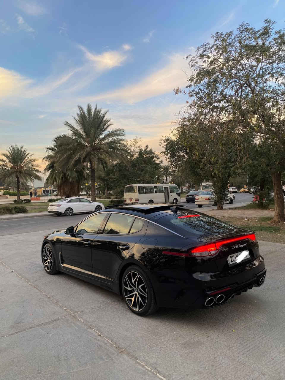 سلام عليكم 2023 Kia STINGER GT Line 
محرك 2500 توربو 
موصفات معروفة فول 
ماشية 49 
كلين KNAE35LDXP6132518 هذا رقم الشاصي 
طخيتها اني هنا طخة على بارد شبر كشر معجون 

السعر 210 
الرقم ***********
