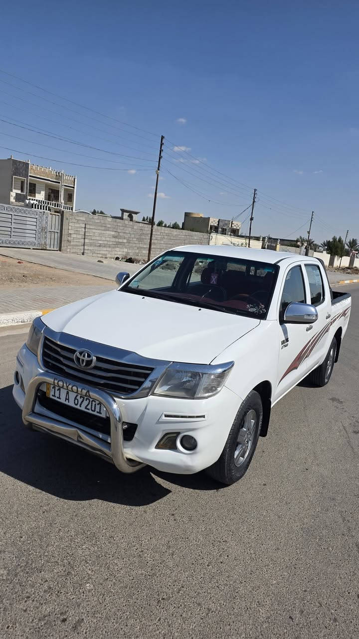 سلام عليكم عندي سياره البيع موديل 2014 رقم بغداد شاصي 19 سياره مكفوله عفاله عامه كير وتماتيك عنوان بغداد ولشراي يتصل عى رقم ***********
