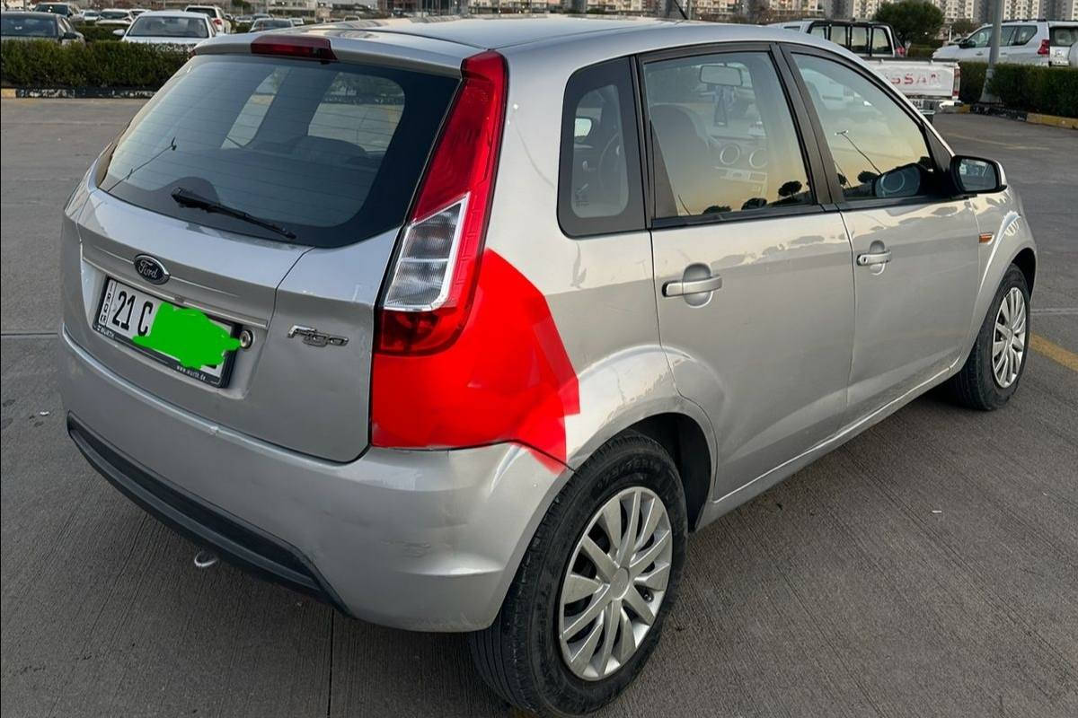 فۆرت فیگۆ 2015 گێڕ ئۆتۆماتیک
سەنەوی تا ٢٠٢٨ تازەیە ڕەقەم تازە
١٤٤٠٠٠ کم ڕۆشتووە
نیو چەمەلەغی بۆیاخە لە ڕەسمەکە دیاری کراوە
بێ ئێرباک و بێ ناوگرتن
سلێمانی 

سـعـر : لە کۆمێنت داوابکە ڕاستەوخۆ بۆت دێت 📥 

گێر و مەکیەنەی بەشەرت 
مەکینە و گێڕی نەکراوەتەوە 
هیچ کێشەیەکی تێدا نییە 

ژمارەی خاوەنەکەی 
***********
