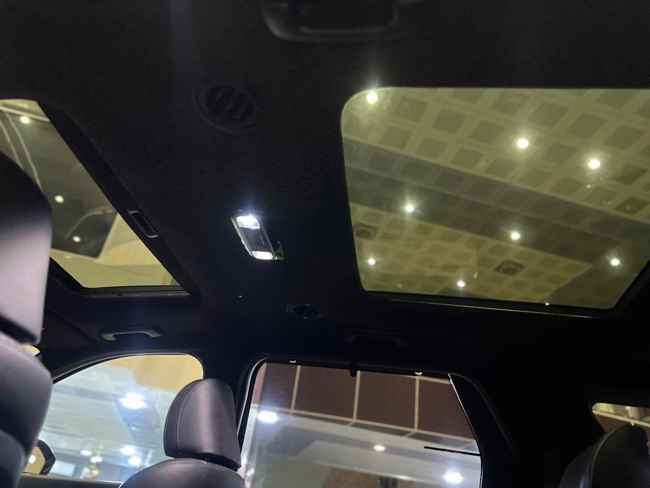 HYUNDAI PALISADE CALLIGRAPHY
هونداي باليسيد كالكرافي موديل2023 اعلى مواصفات بفئتها 

 

 مرقمة دهوك كاملة مرقما دهوك

ماشية : 46 الف ميل 

مواصفات : 

*بصمة 

*بانوراما قطعتين 

*كشنات جلد 

*تدفى وتبريد كشنات امامي وخلفي وتدفى كشن صف ثالث

*مساج بالكشنات 

*سستم صوت فاخر harman/kardon 

*كاميرات 360درجة 

*كاميرا بالمراية الوسطية 

*حساسات 360درجة 

* صندوق كهرب 

*سقف كنتارة 

ومواصفات كالكرافي ما تخلص 

السيارة حادثها 3 قطع صبغ بدون ايربك

السعر :278$ورقه بها مجال

للاستفسار على الرقم والتواصل 

***********
