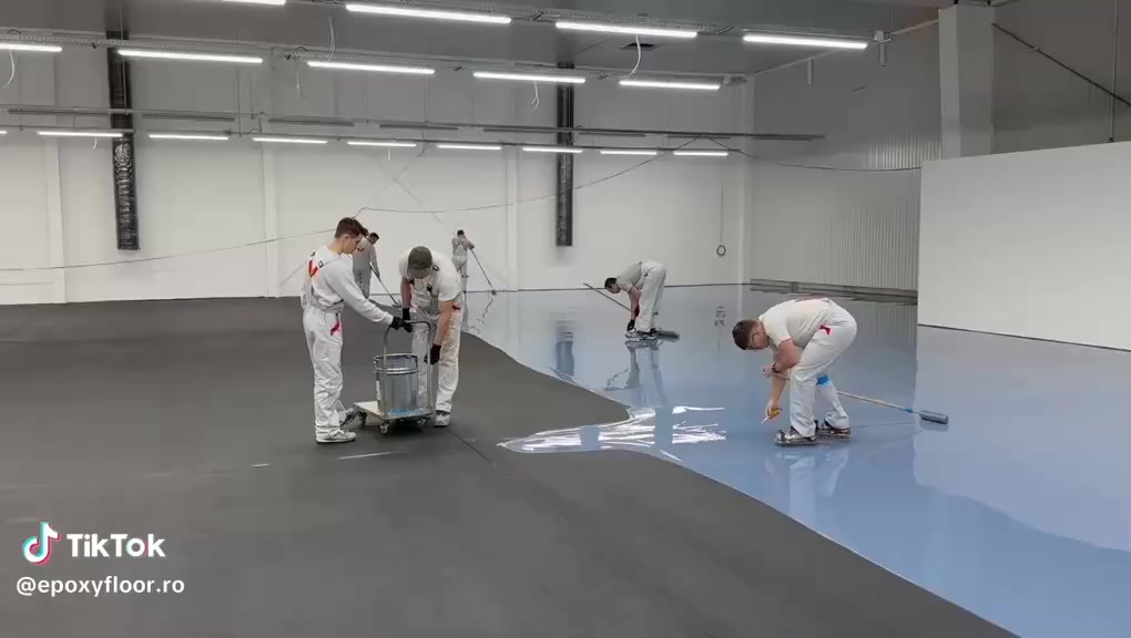 عمل ايبوكسي الأرضيات للمعامل والمصانع والمجمعات الطبيه والكراجات والمولات والاسطح *********** *********** واتساب
