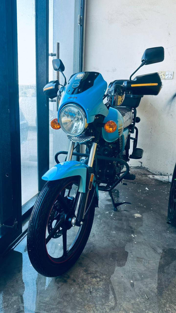 سلام عليكم
درجه ديوان 
مديل 23
مرقم بسمي 
رقم نكليزي20
ديالي
بري ما مفتوح
العلوان ديالي السعر خاص
***********
