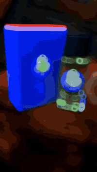 مزيج من الحمضيات وعطرخشبي غني بالتوابل القوية في قلبه العطري، أبرزها القرنفل، جوزة الطيب، الكراويا (الكاراوية)، والتوابل العشبية (كالشيخ والريحان). هذه المكونات تمنح العطر طابعاً حاداً، ذكورياً، ودافئاً ثبات قوي جدا حجم العبوة 40 مل
 للطلب عبر واتساب *********** ✅ عرض خاص السعر 18 الف والتوصيل مجاناً لكل المحافظات  #العراق #  بغداد  محبي الاستاذ محمد هاني ابراهيم الخزرجي Mohammed Alhani
