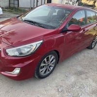 اكسنت هاج باك موديل  ١٦ امريكي حادثه موضح بالصوره وبيه صبغ ٣ قطع  محرك...